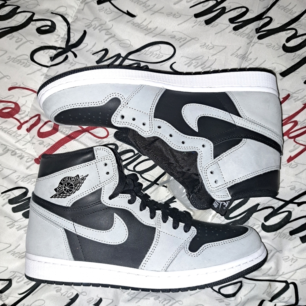 MEN'S AIR JORDAN 1 RETRO HIGH OG - Picture 3 of 8